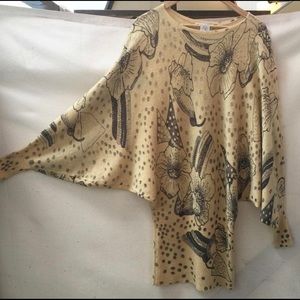 Vintage Batwing Sweater Gray Floral Abstract